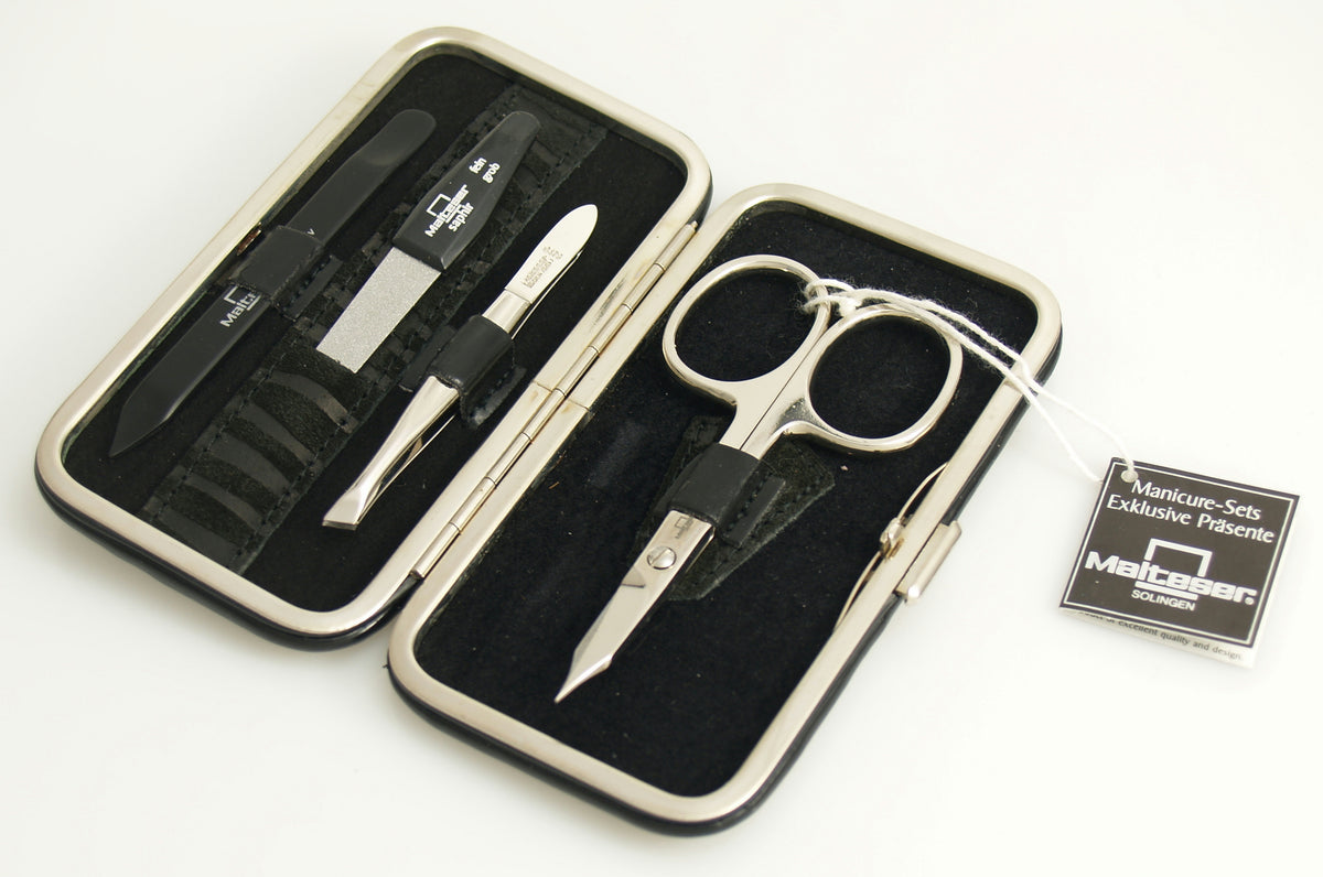 Malteser Manicure-etui 4-delig zwart lak- en fluweelleer 1.00 Set
