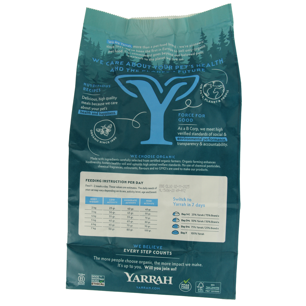 Yarrah Adult kattenvoer met vis en kip bio 2400.00 Gram